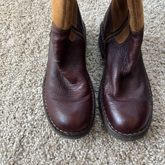 Born brand brown and tan leather and suede mid calf boots women’s size 7 - Picture 2 of 7